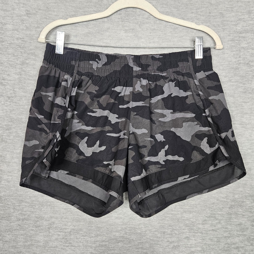 Athleta Printed Mesh Racer Run Short 4" Inseam Black Camo Size M